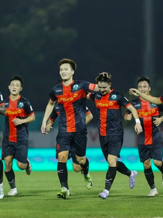 Hoàng Đức ‘tăng ga’, bỏ xa Công Phượng: Đã biết ai sẽ thăng hạng V-League?