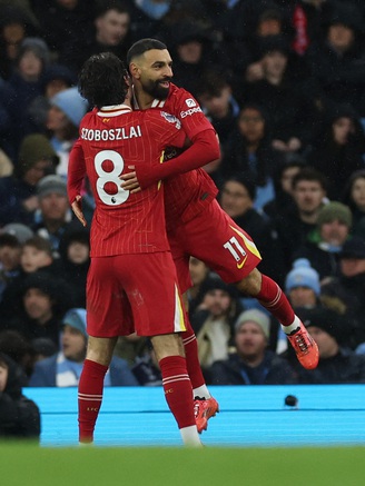 Salah làm lu mờ ngôi sao mới Ai Cập, Liverpool hạ Man City: Sắp chạm vào ngôi vương!