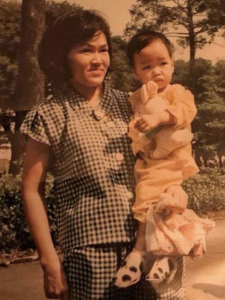 Tìm được mẹ ruột ở TP.HCM sau 1 ngày nhờ bức ảnh duy nhất: Trở về bên mẹ