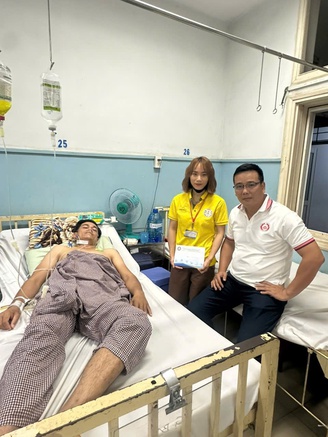 HLV đua thuyền Việt Nam Võ Văn Tìm rơi vào cảnh ngặt nghèo: Cần lắm sự sẻ chia!