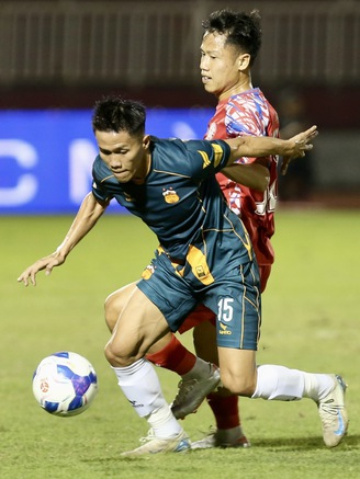 Bảng xếp hạng V-League mới nhất: HAGL ở nấc thang cực thấp, Đà Nẵng chưa thoát đáy