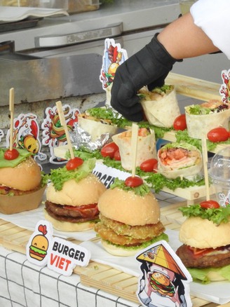 Choáng ngợp trước độ hoành tráng của bánh mì