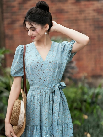 Tận hưởng mùa hè nhẹ mát, dịu dàng cùng chiếc váy dáng dài đa năng