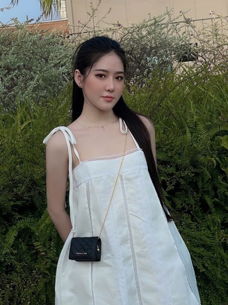 Những cô gái gồng gánh gia đình qua biến cố