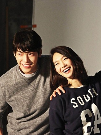 Shin Min Ah ‘đập tan’ tin đồn chia tay Kim Woo Bin