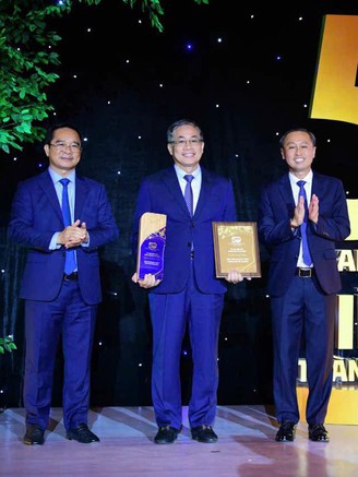 Bệnh viện Đại học Y Dược TP.HCM được vinh danh trong top 50 đơn vị tiêu biểu