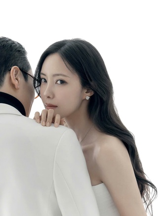 Chồng mới cưới của Hyomin (T-ara) lộ gia thế 'khủng'