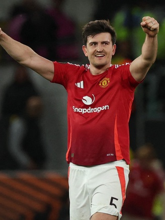 M.U vào bán kết Europa League sau trận đấu điên rồ: HLV Amorim cũng sốc