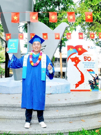 Nam sinh Bách khoa và niềm vui tốt nghiệp đúng dịp 50 năm đất nước thống nhất