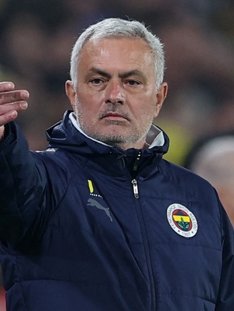 HLV Mourinho gây sự cố để dẫn dắt đội tuyển Brazil, Ange Postecoglou sắp bị sa thải