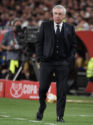 HLV Ancelotti làm rung chuyển bóng đá Brazil