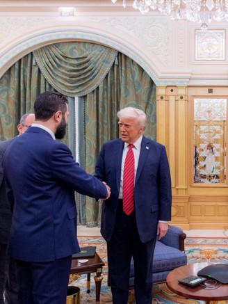 Ông Trump lần đầu gặp lãnh đạo Syria, mở ra bước ngoặt mới ở Trung Đông