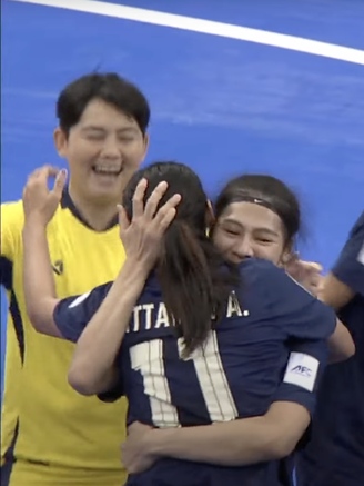 Thái Lan ngược dòng nghẹt thở, đánh bại đội Trung Quốc: Giành vé World Cup futsal nữ