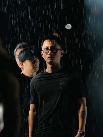 Phim về 'Anh trai vượt ngàn chông gai' vượt 'Lật mặt 8' của Lý Hải