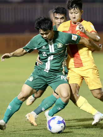 Bảng xếp hạng giải hạng nhất: Bình Phước của Công Phượng sắp đá play-off, Hoàng Đức trở lại V-League