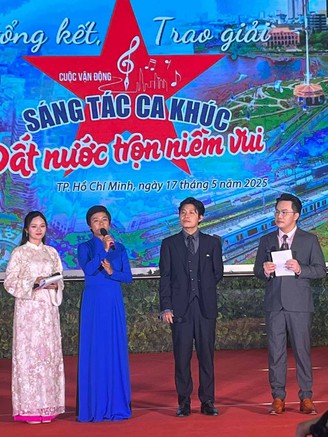 Nguyễn Văn Chung đoạt giải cao nhất cuộc thi sáng tác ‘Đất nước trọn niềm vui’