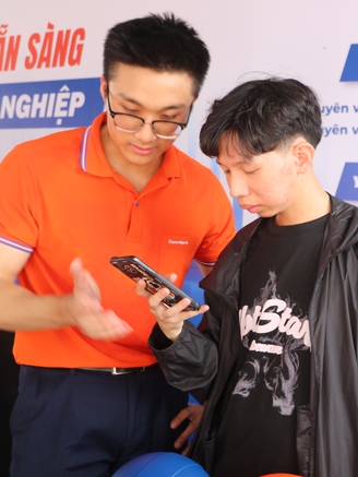 Hơn 20.000 sinh viên tham gia ngày hội việc làm về nhân lực số và AI