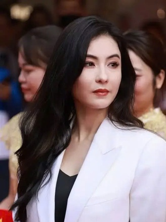 Trương Bá Chi được nhận thừa kế từ bố chồng cũ?