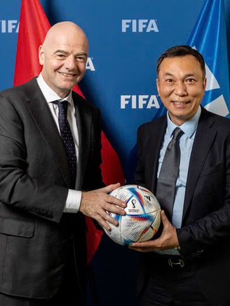 Chủ tịch FIFA nói lời đặc biệt về đội CAHN và Buriram United trước chung kết lịch sử