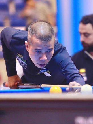 Billiards: Trần Quyết Chiến liên tục tung sê-ri, thắng đậm ở trận ra quân World Cup TP.HCM