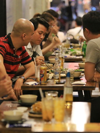 Ăn phở, mua bánh mì... có phải lấy hóa đơn?
