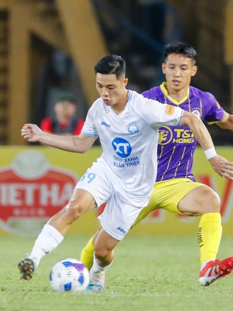 Lịch thi đấu V-League hôm nay: Nam Định tiến đến cột mốc lịch sử, SLNA khó tạo sốc
