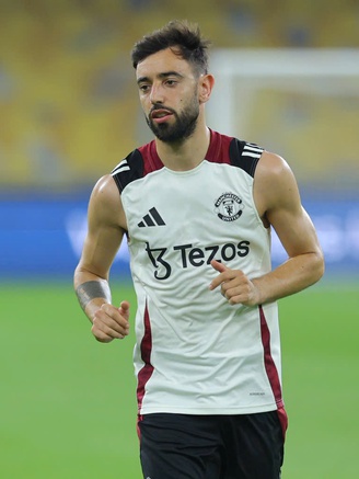 Bruno Fernandes có 48 giờ quyết định thương vụ 7.000 tỉ đồng đến Al Hilal