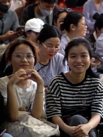 Gần 200 tình nguyện viên, phật tử Đà Nẵng dốc lòng chuẩn bị lễ rước xá lợi Phật