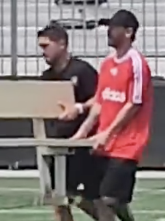 Xuất hiện hình ảnh gây sốt của Messi, vệ sĩ riêng lại thách đấu Logan Paul