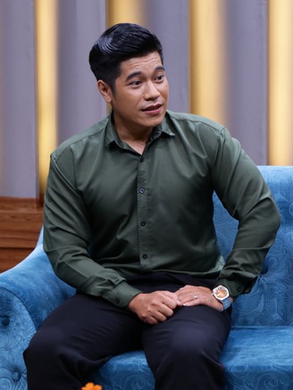 Con trai nghệ sĩ Công Tài tiết lộ hôn nhân với vợ giáo viên