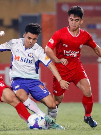 Suất xuống hạng đầu tiên ở V-League sắp có chủ?