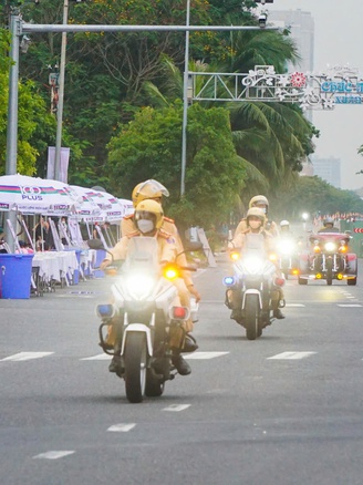 Đà Nẵng cấm đường để 3.500 'người thép' tranh tài đỉnh cao