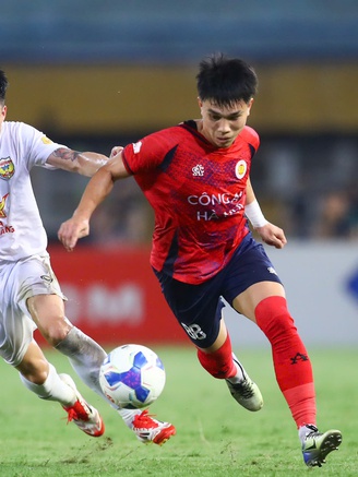 Bảng xếp hạng V-League mới nhất: Hà Tĩnh giữ vững tốp 4, HAGL nguy cơ cao đá play-off
