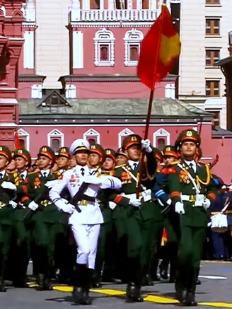 Lễ Duyệt binh Nga: Ấn tượng khối Quân đội Việt Nam đi qua lễ đài chính
