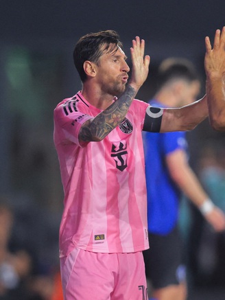 Messi ghi cú đúp chỉ trong 10 phút, Inter Miami thắng đậm trận thứ 2 tại MLS