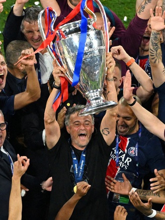 PSG thắng đậm nhất lịch sử Champions League, HLV Enrique lập kỷ lục: Mbappe nói lời ngọt ngào, Messi… im ắng