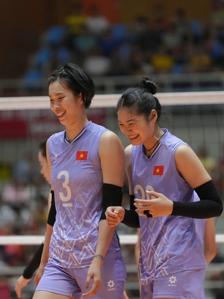 Thắng dễ Ấn Độ, đội tuyển bóng chuyền nữ Việt Nam vào bán kết AVC Nations Cup