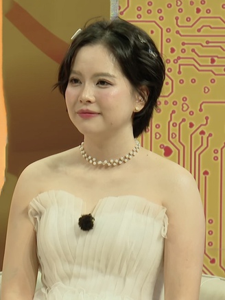 Mẹ đơn thân khiến trai Tây muốn cưới sau 3 ngày, gửi 1 tỉ 'đặt cọc vợ'