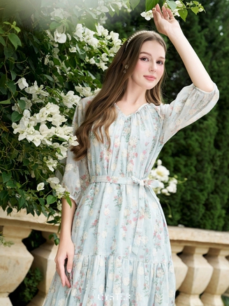 Váy hoa cổ điển, nét lãng mạn của nàng thơ ngày hè