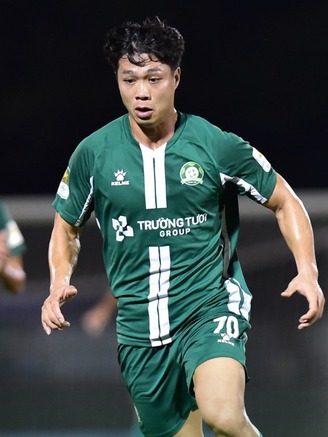 Trận play-off ‘nóng’ nhất sắp lộ diện: Công Phượng có thể đối đầu thủ môn Bùi Tiến Dũng!