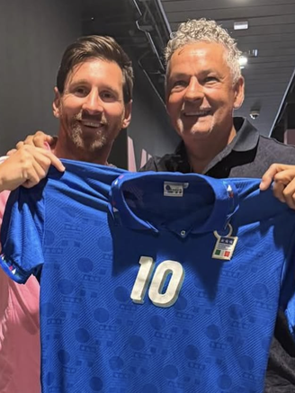 Cựu danh thủ Roberto Baggio bất ngờ gặp Messi, Inter Miami có viện binh trở lại