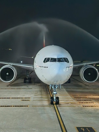 Emirates chính thức khai trương tuyến bay Dubai - Đà Nẵng