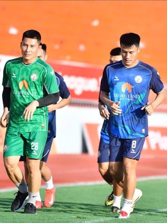 Lịch thi đấu V-League hôm nay: Bình Định 'vùng vẫy' thoát hiểm, vấp ngay đội CAHN vượt trội