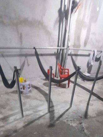 Những người vô quán cà phê võng để làm gì?
