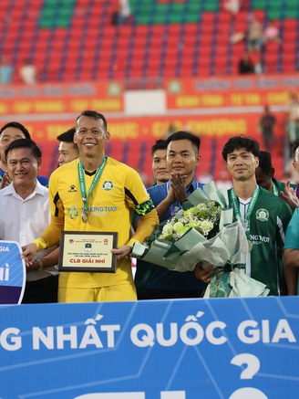 Hành động tuyệt vời của Công Phượng, những lời phát biểu từ trái tim trước cơ hội lịch sử