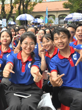 Cùng lan tỏa thông điệp 'Thi cử nhẹ nhàng'