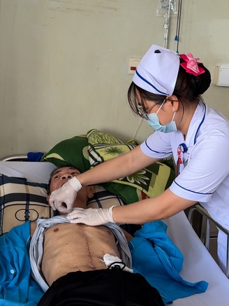 Trường hợp hiếm: Nam bệnh nhân 44 tuổi mắc cùng lúc 2 ung thư