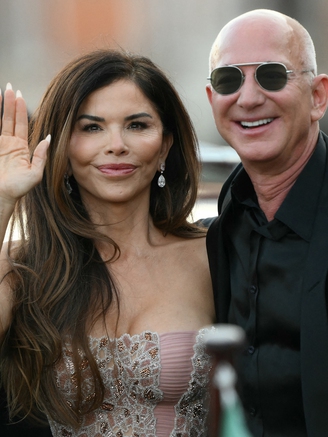 Chuyện chưa kể quanh đám cưới xa hoa của tỉ phú Jeff Bezos
