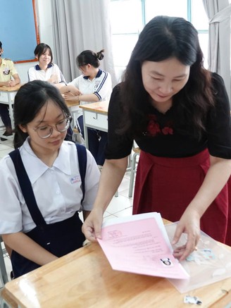 Giảm áp lực cạnh tranh thi lớp 10