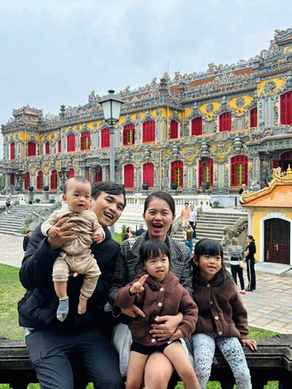 Cha mẹ tự tổ chức tour nghỉ hè cho con